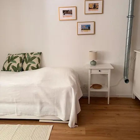 Chambre Independante Dans Chalet Apartment *
